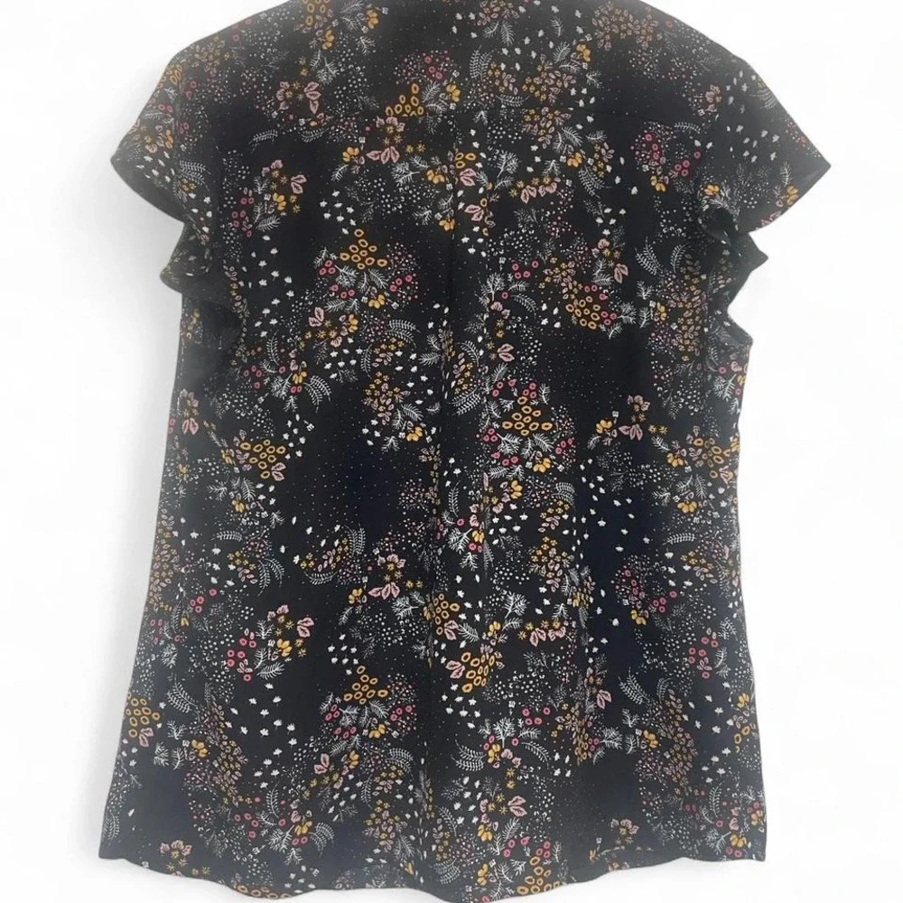 Women's Black Floral Print Cap Sleeve Blouse Size Small Boho Lightweight Top - Picture 3 of 3